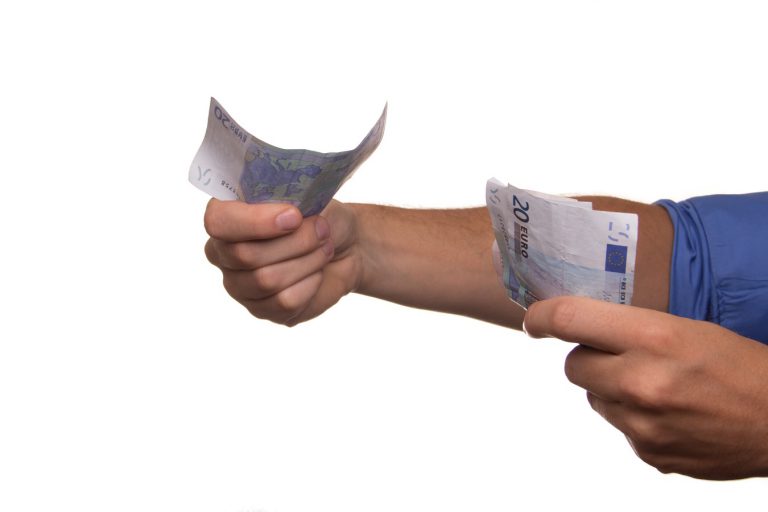 hand-finger-money-business-shopping-arm-1335728-pxhere.com