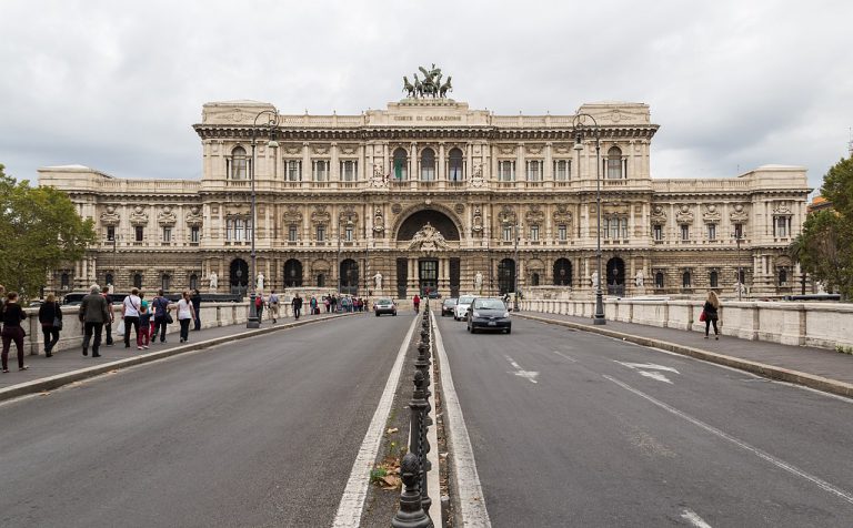 1280px-Rome_(IT),_Corte_Suprema_di_Cassazione_–_2013_–_3787