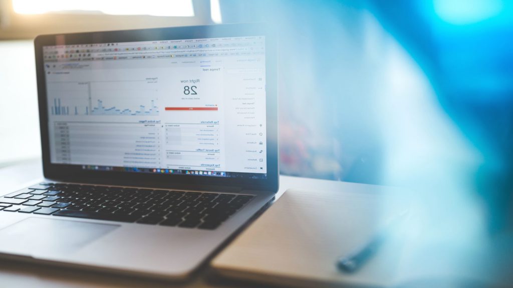 PIXNIO-221811-1600×900