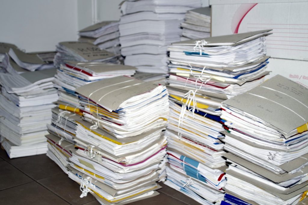 scrap_archive_files_briefcase_papers_old_documents_secret-1188160