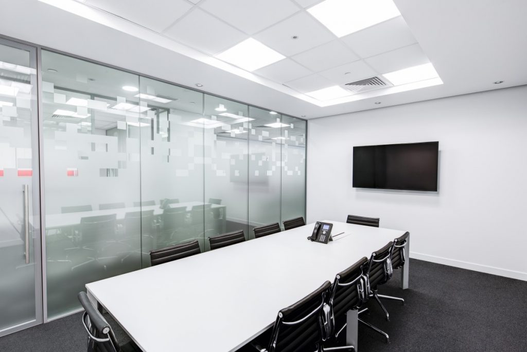 meeting_room_table_screen_conference_business_office_room_presentation-735694