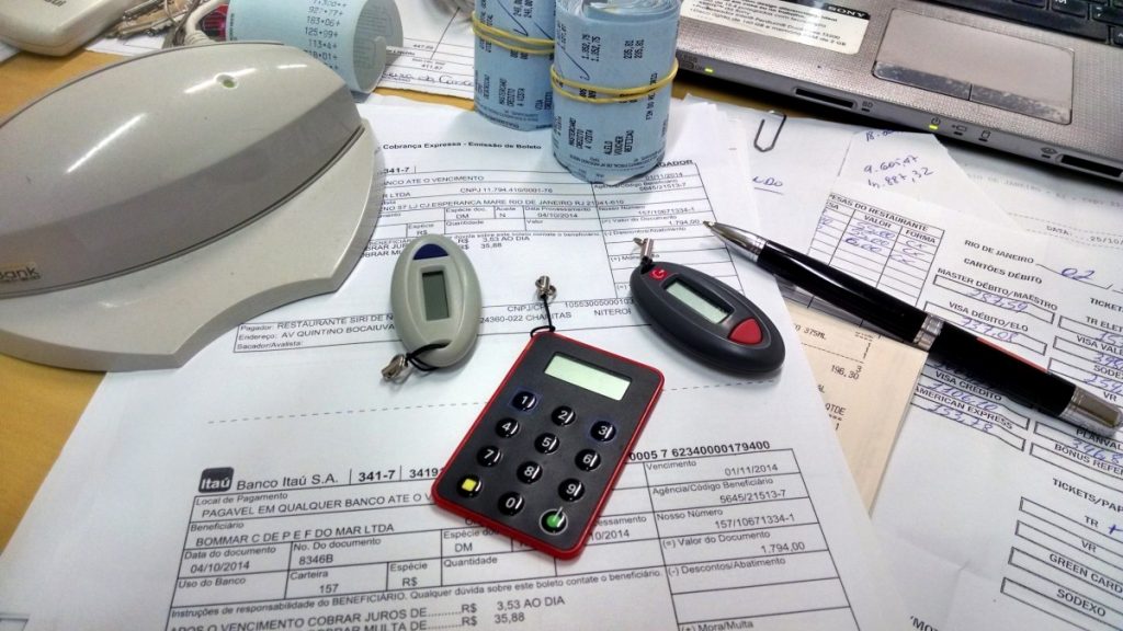 office_accounting_economy_accounts_closing_token-775276