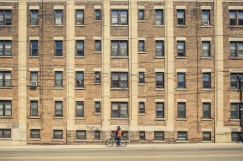 building-802113_1920