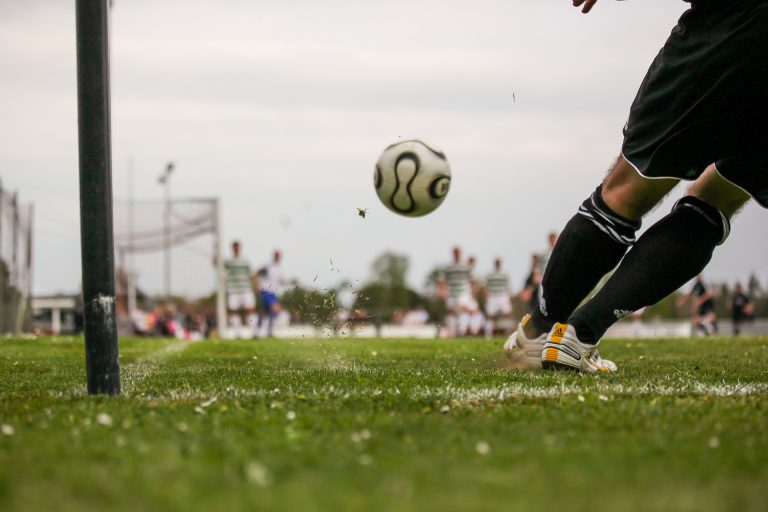 football-1678992_1920