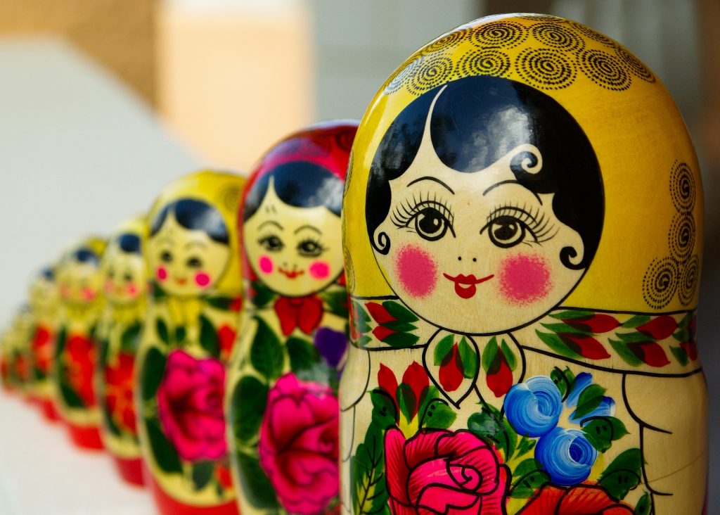 matryoshka-970943_1920