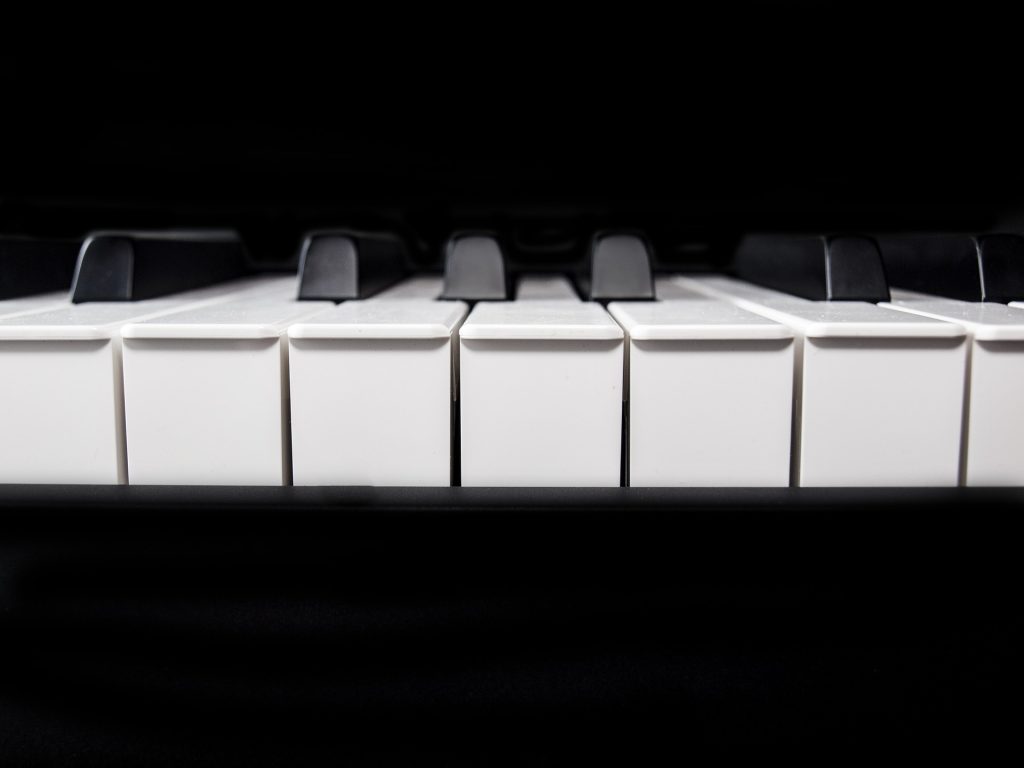 piano-2412400_1920