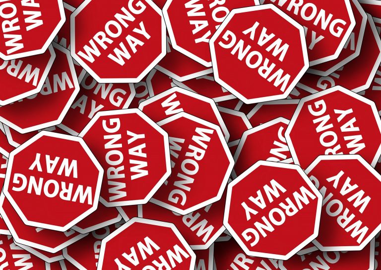 road-sign-464659_1920