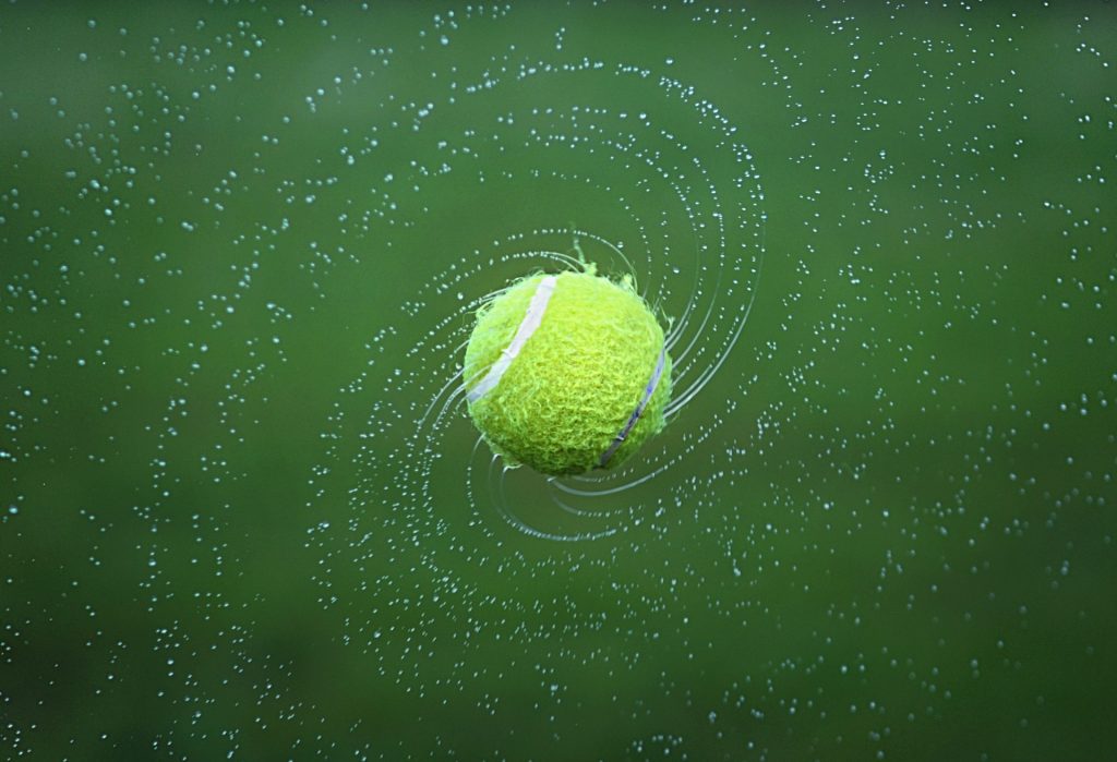 tennis-1381230_1920