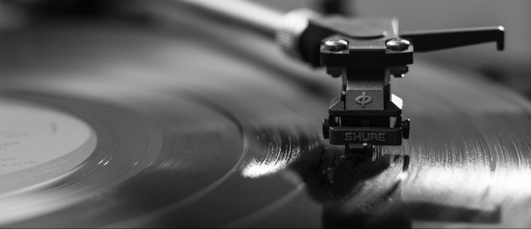 record-player-1851576_1920