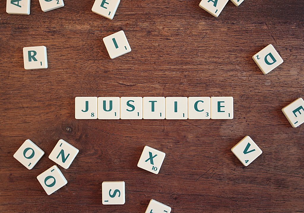 justice-2755765_1920 (1)