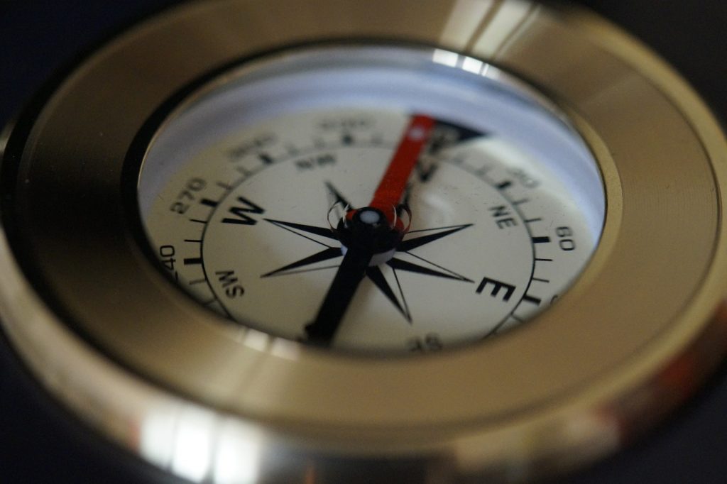 compass-gbf5fb4f3c_1920
