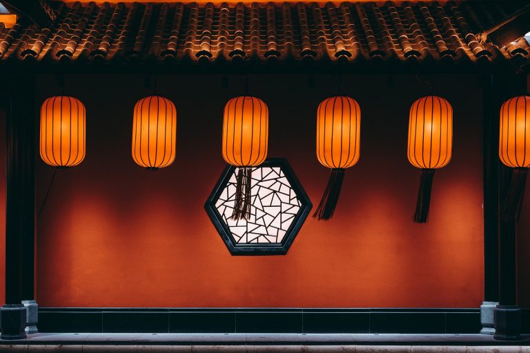 lanterns-g6c4efb61b_1920