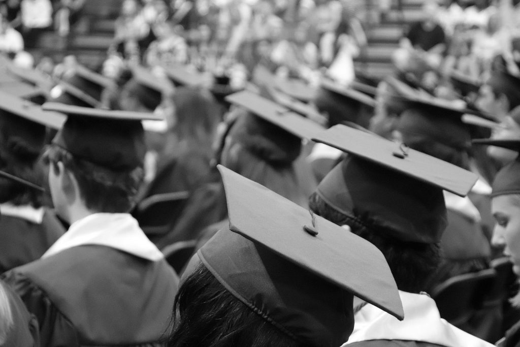 graduation-cap-g5ac015239_1920