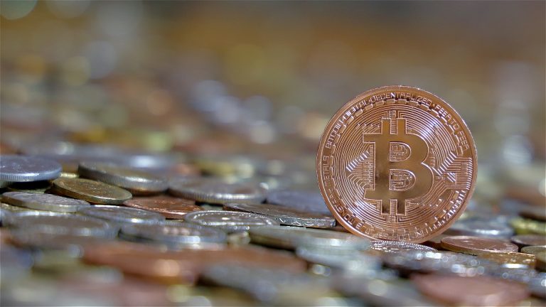 bitcoin-g5fa2913b4_1920