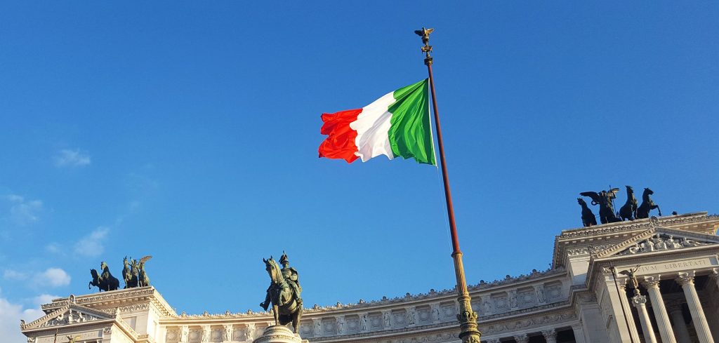 italy-g4e1586a3c_1920