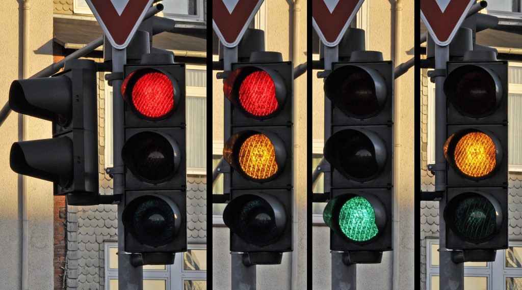 traffic-light-gb8accea23_1920