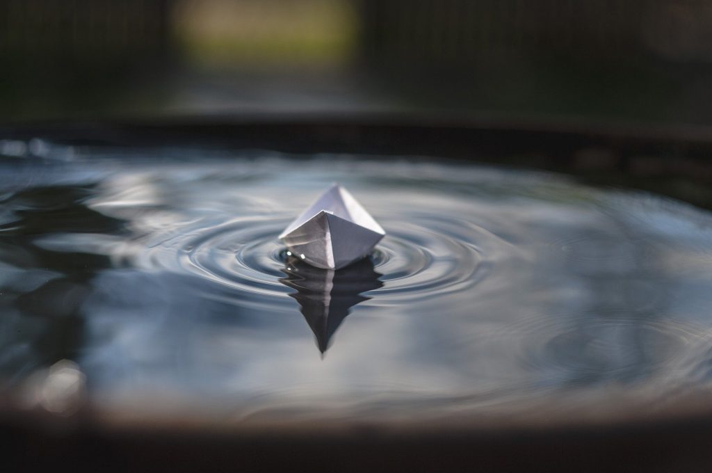 paper-boat-ge24096a9d_1920