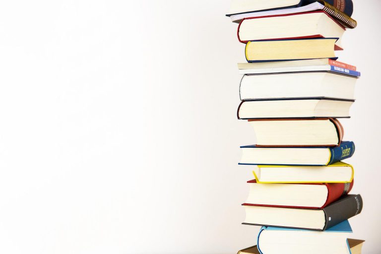 books-g8735ec443_1920