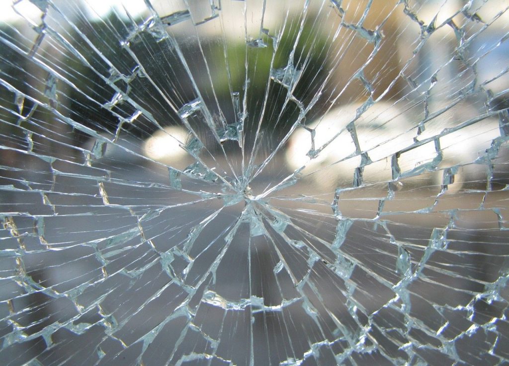 glass-g2133c8fb9_1280