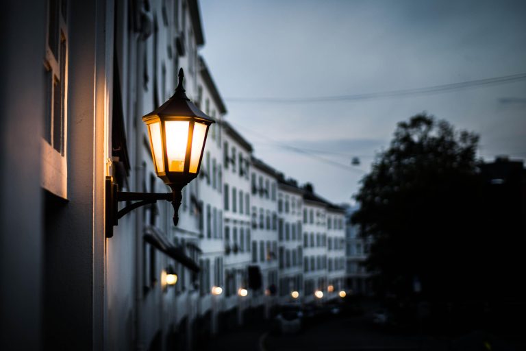 lamp-post-gf65dc2983_1920