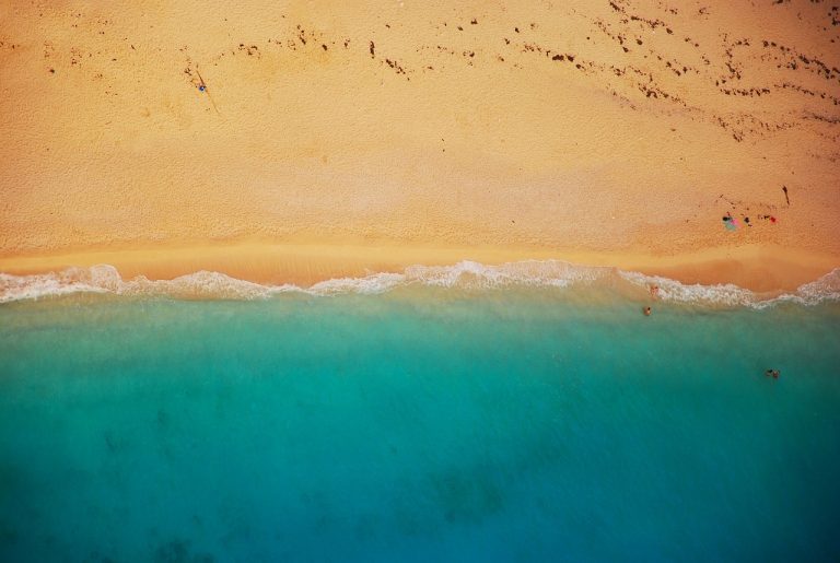 beach-832346_1280