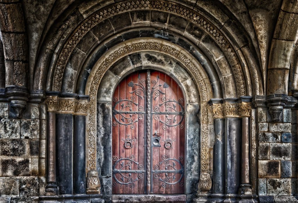 gate-3144351_1920