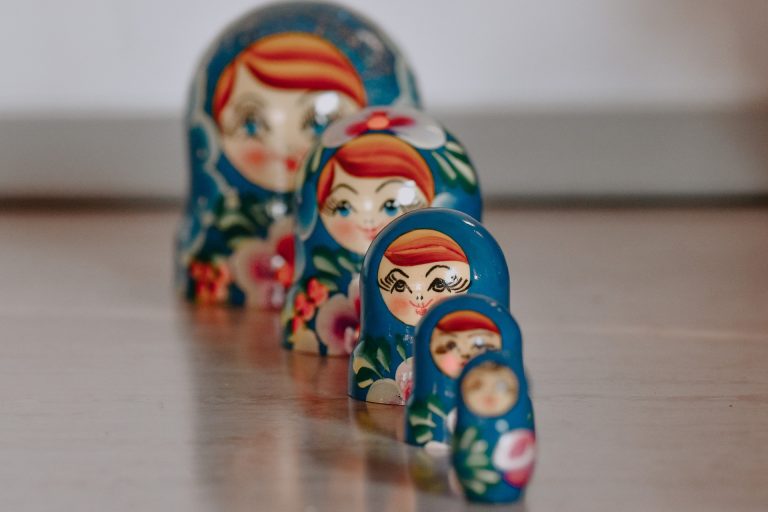 matryoshka-doll-6039266_1920