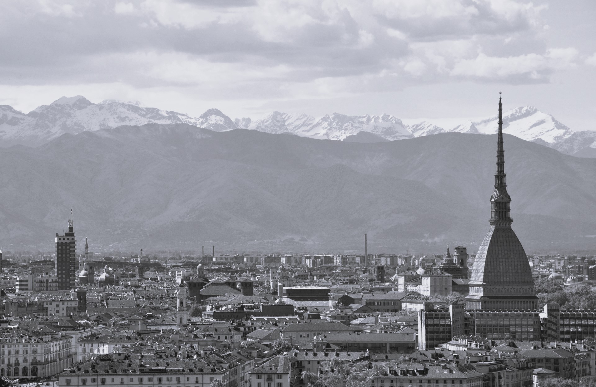 Buoni Fruttiferi Postali: la Corte d’Appello di Torino conferma la condanna di Poste Italiane a risarcire il risparmiatore per mancata consegna del Foglio Informativo.