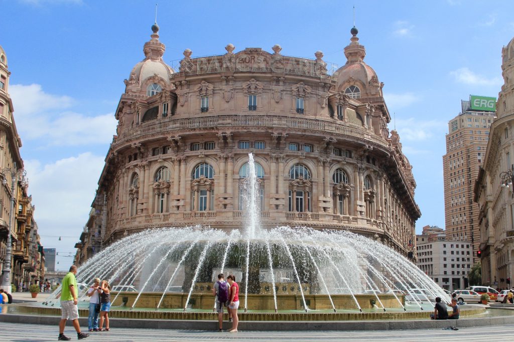 genoa-914880_1920