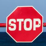stop-1374937_1920