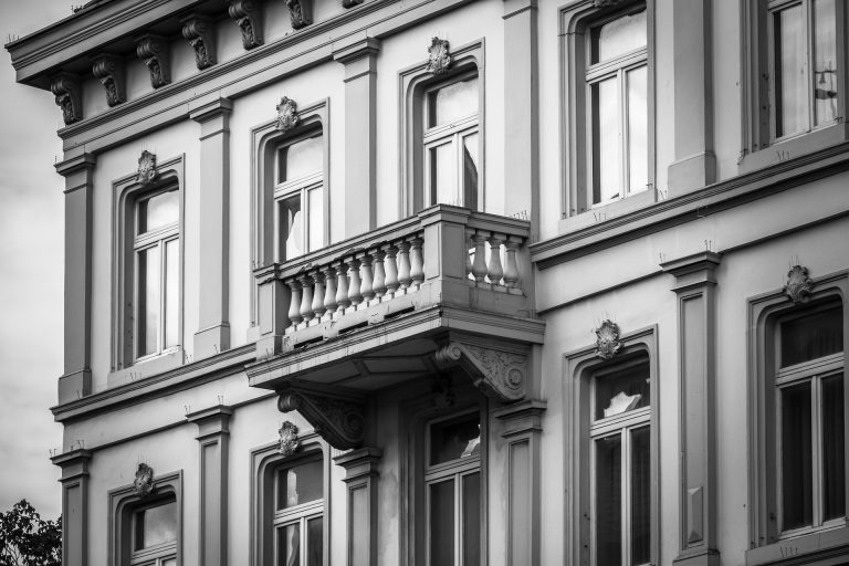 house-3665533_1920