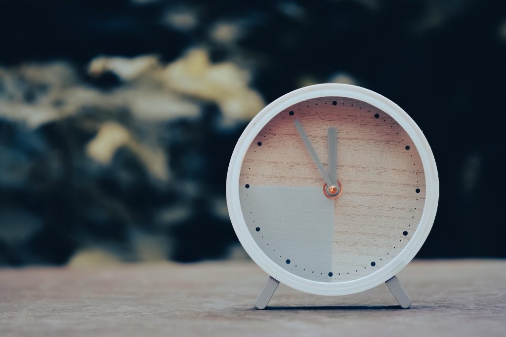 clock-7352505_1920