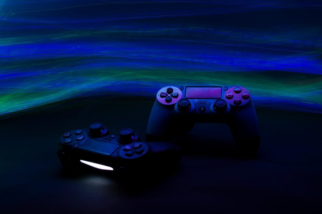 sunriseforever-game-console-6603120_1920 (1)