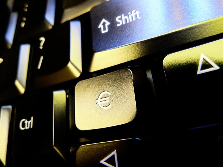 xuuxuu-keyboard-66384_1920 xuuxuu-keyboard-66384_1920
